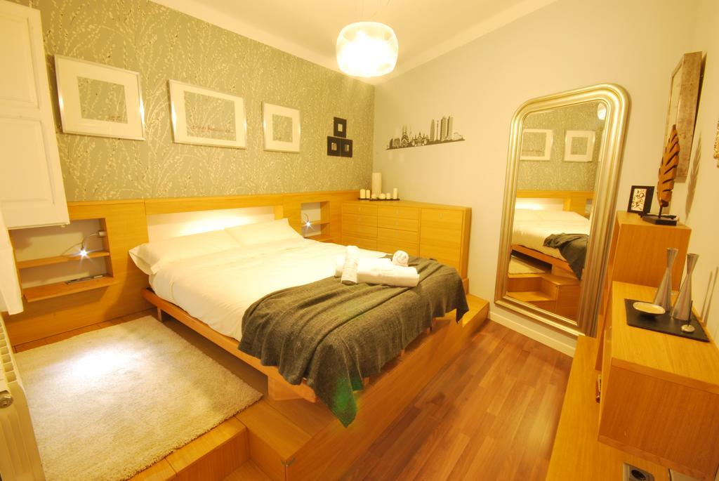 Gaudi Sdb Apartamento Barcelona Exterior foto